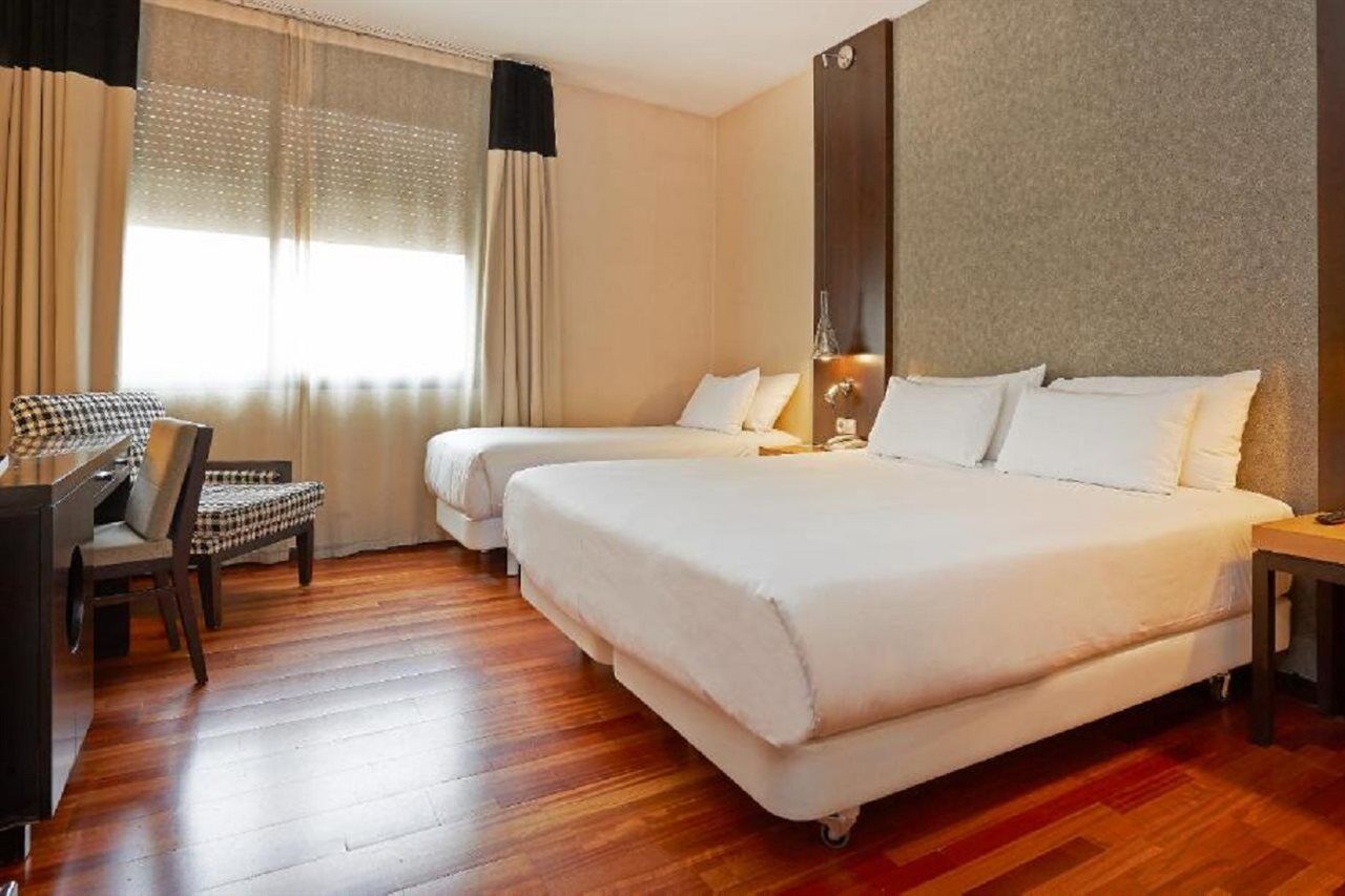 Hotel Nh Eixample 3*