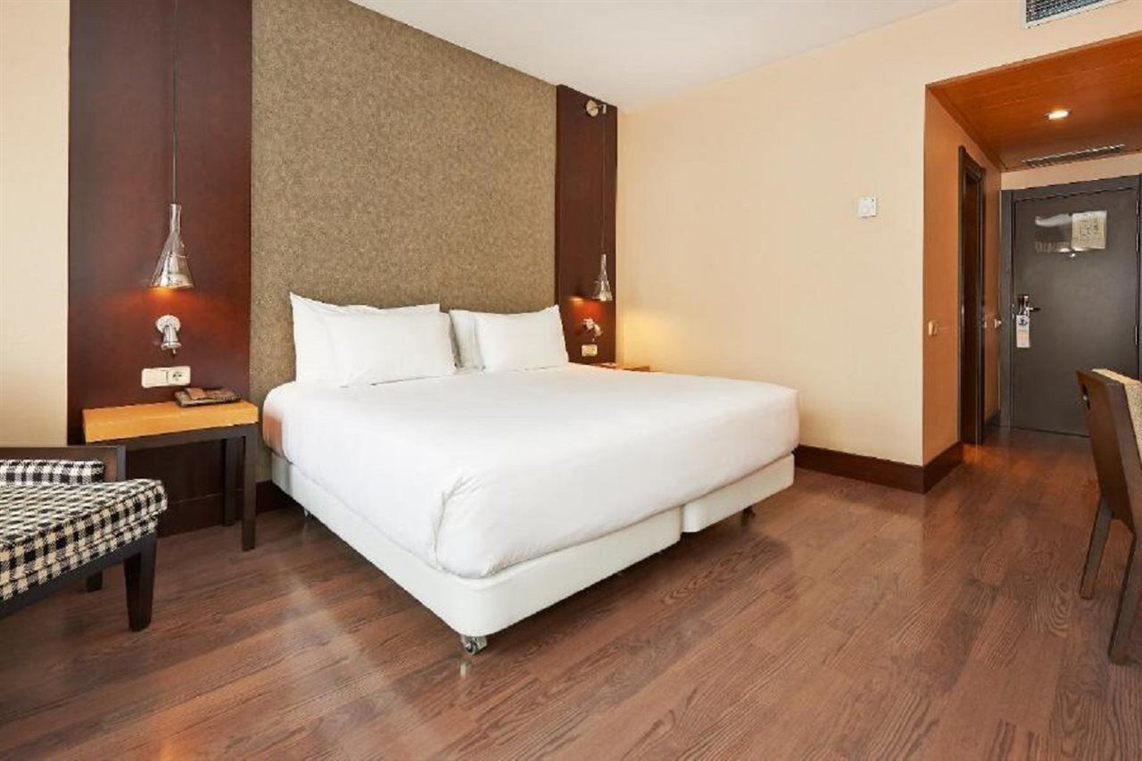 Nh Eixample 3* Barcelona